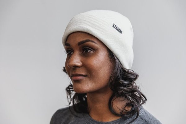Bonnet Nobull Cuffed Beanie Femme Blanche | C40R3HS87