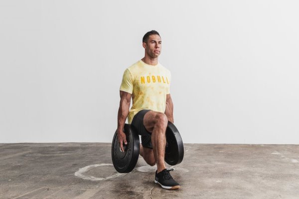 T Chemises Nobull Tie-dye Tee Homme Jaune Clair Jaune | UHW6RP6RE
