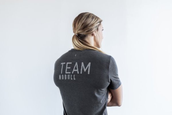 T Shirt Running Nobull Team Tee Femme Grise | V7R80BZFY